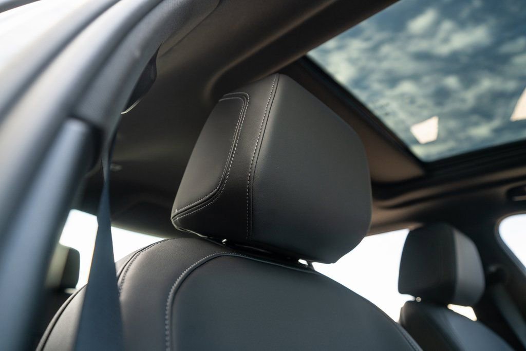 New 2026 BMW 530i xDrive w/ M Sport Package image 16