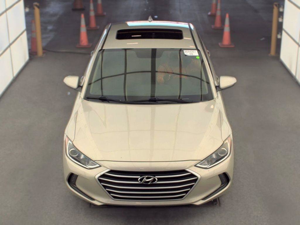 Used 2018 Hyundai Elantra Value Edition FWD image 2