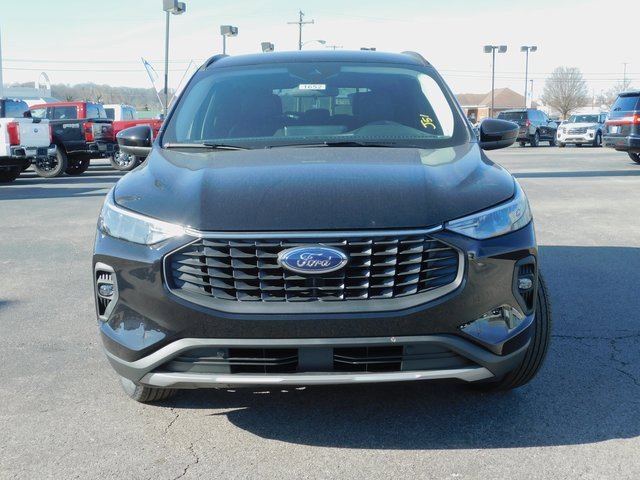 New 2026 Ford Escape SE image 3