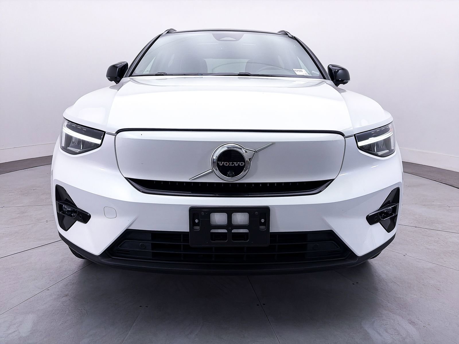 Used 2023 Volvo XC40 Recharge Plus AWD/4WD image 13