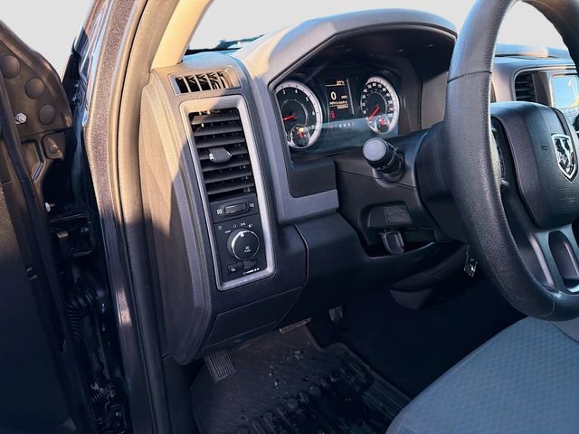 Used 2017 RAM 1500 Express image 9