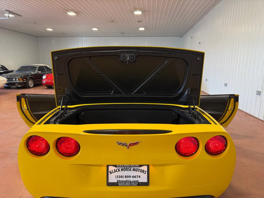 Used 2007 Chevrolet Corvette Convertible w/ Preferred Equipment Group image 30