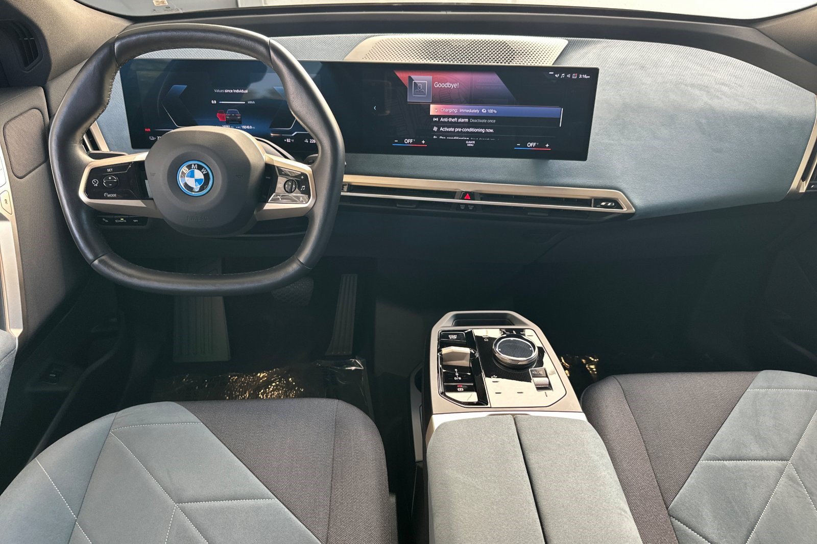 Certified 2023 BMW iX xDrive50 w/ Sport Package AWD/4WD image 17
