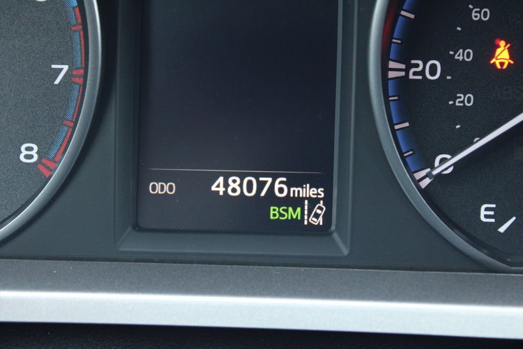 Used 2018 Toyota RAV4 XLE image 36