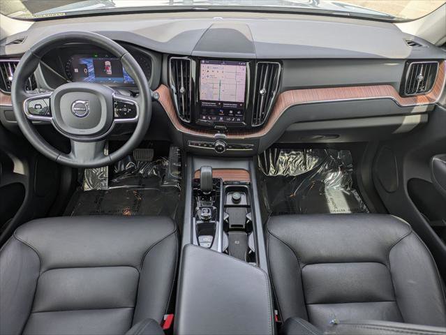 Used 2023 Volvo XC60 B5 Plus w/ Protection Package Premier image 21