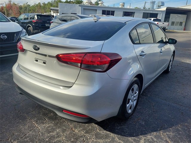 Used 2018 Kia Forte LX w/ LX Popular Package image 5