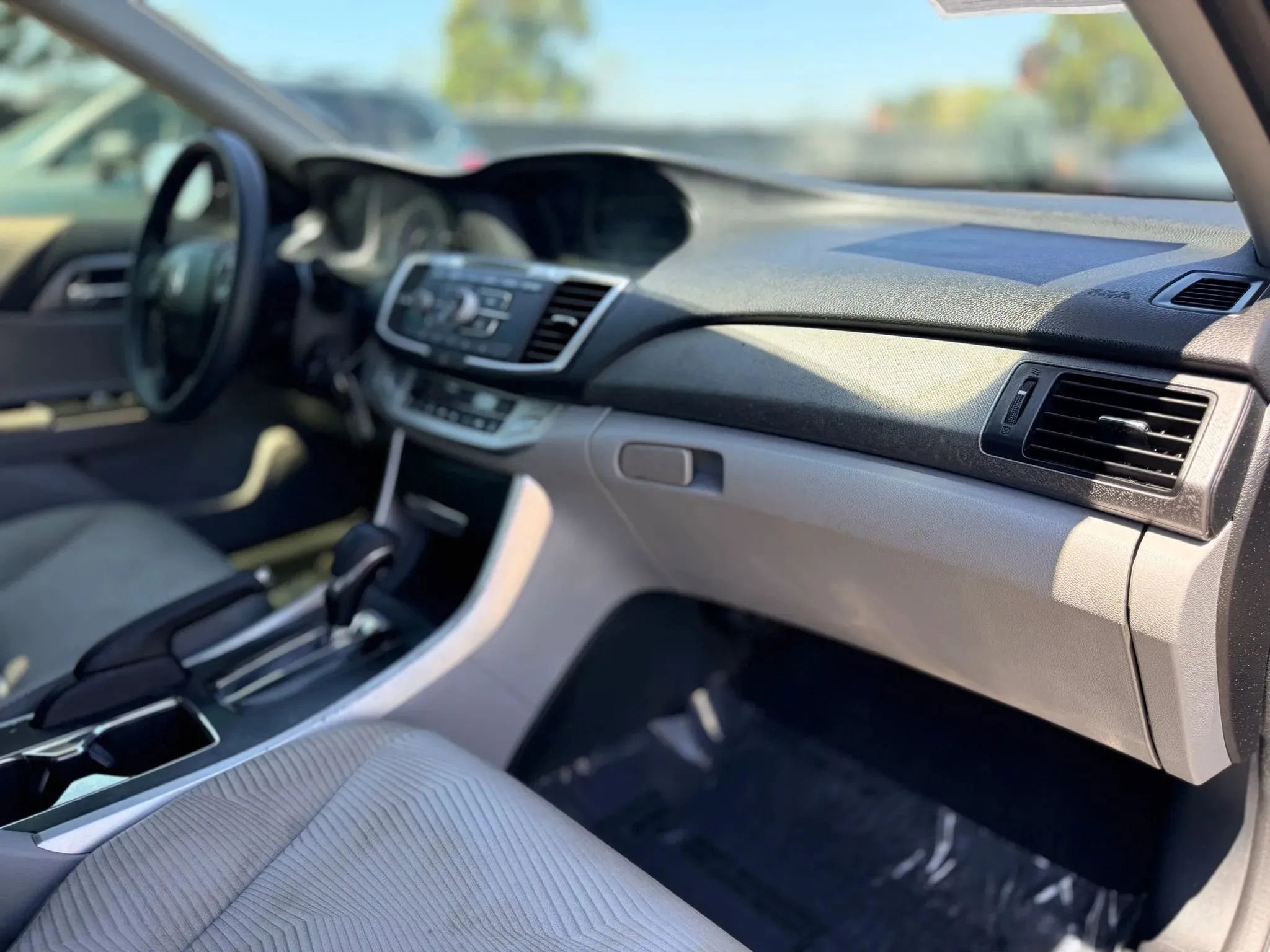 Used 2015 Honda Accord LX image 19