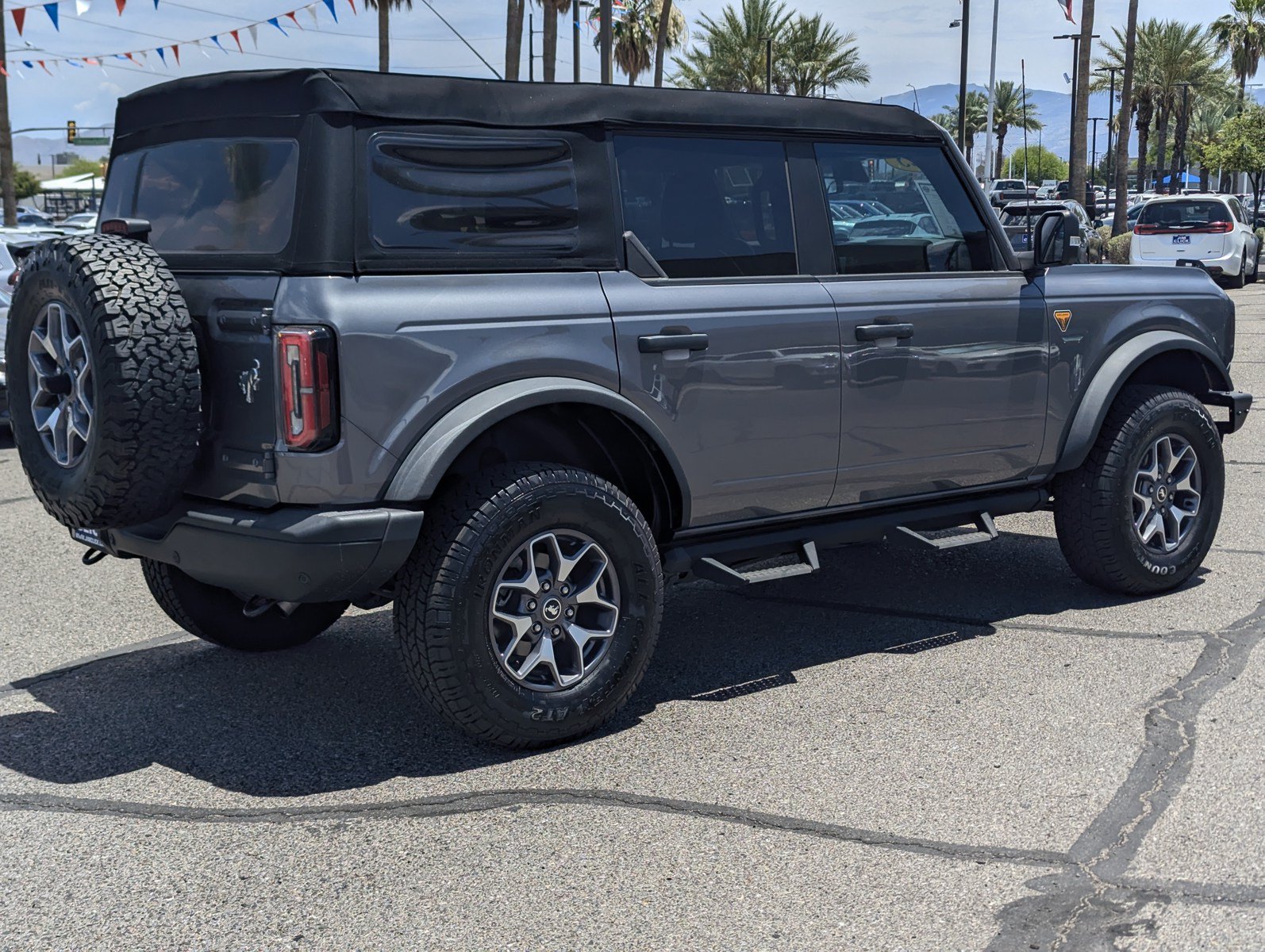 Certified 2023 Ford Bronco Badlands AWD/4WD image 2