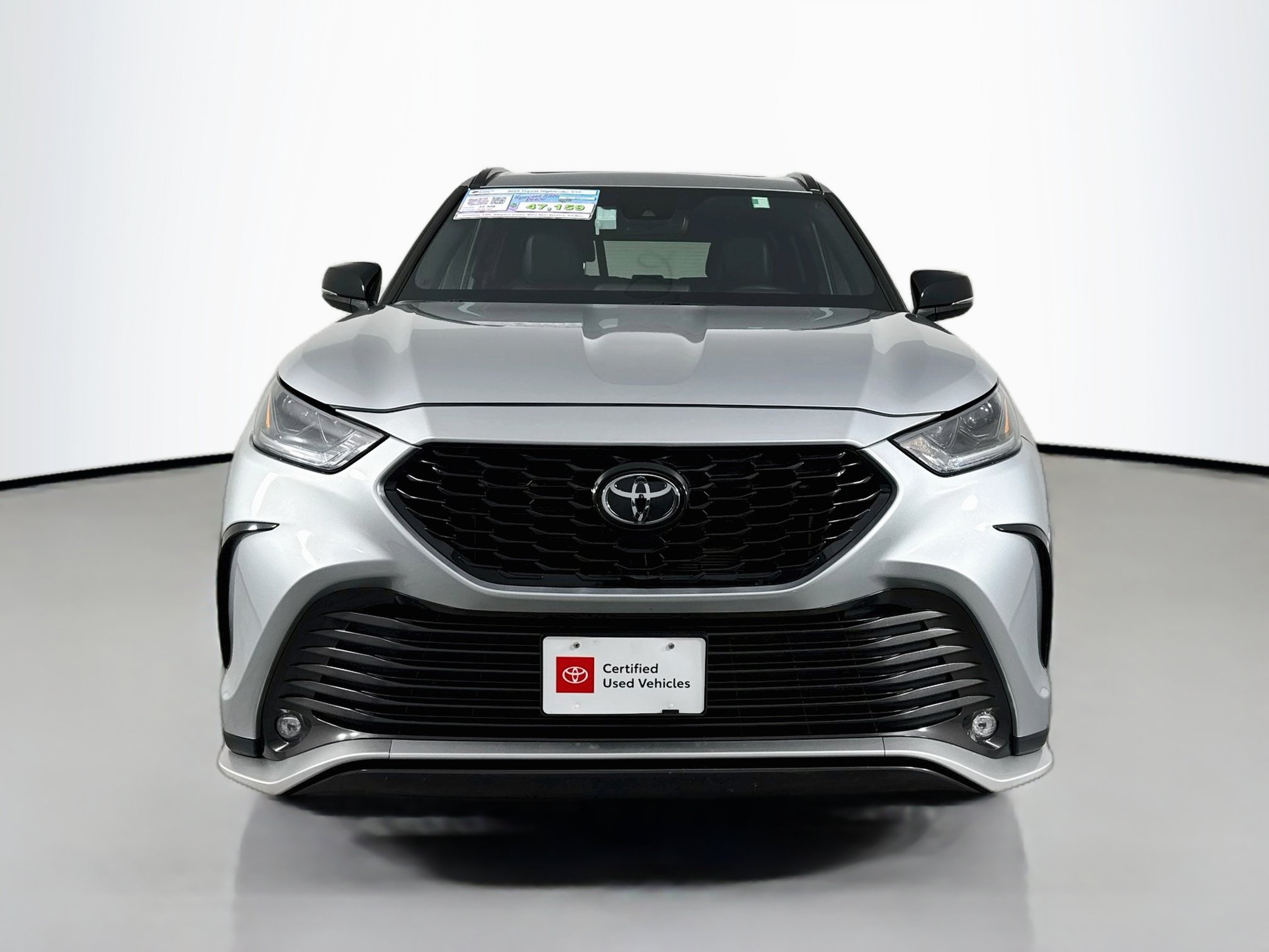Certified 2025 Toyota Highlander XSE AWD/4WD image 2