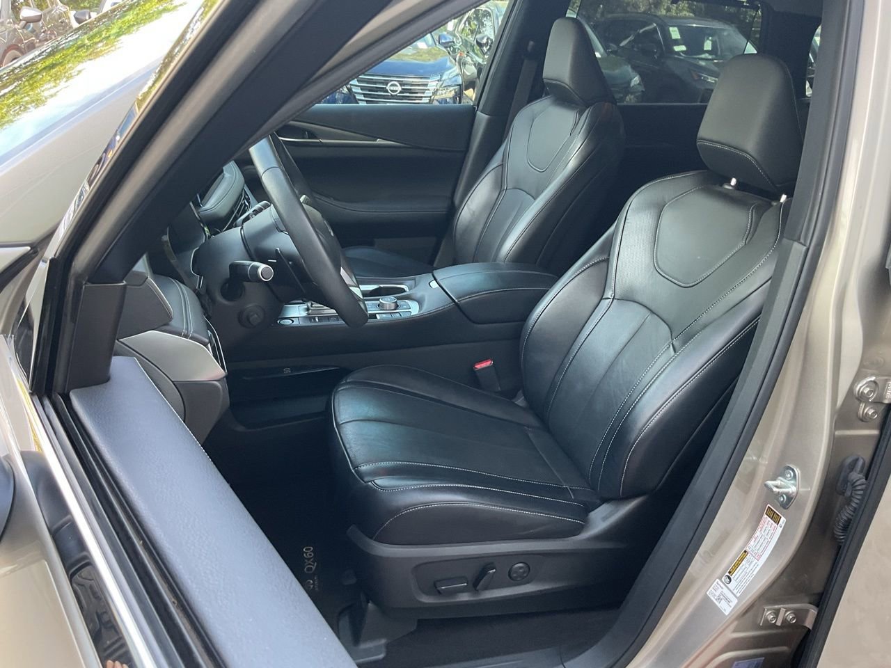 Used 2023 INFINITI QX60 Luxe w/ Cargo Package image 13