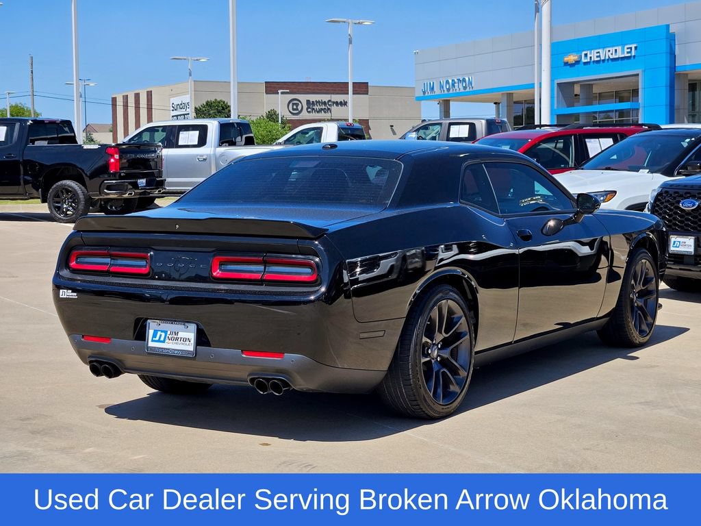 Used 2021 Dodge Challenger GT w/ Blacktop Package RWD image 9