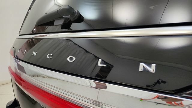 Used 2021 Lincoln Navigator Reserve AWD/4WD image 31