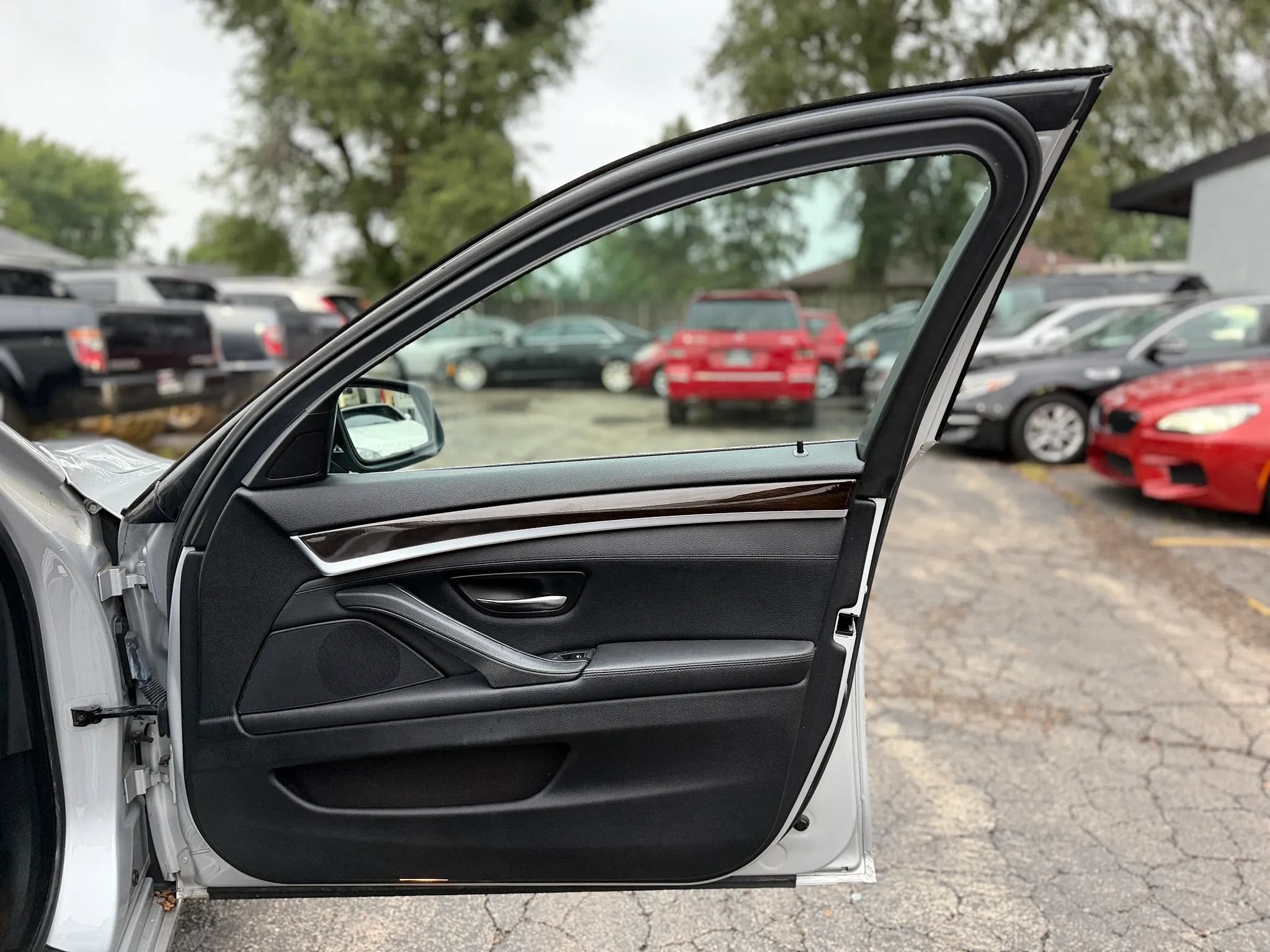 Used 2013 BMW 528i xDrive Sedan AWD/4WD image 23
