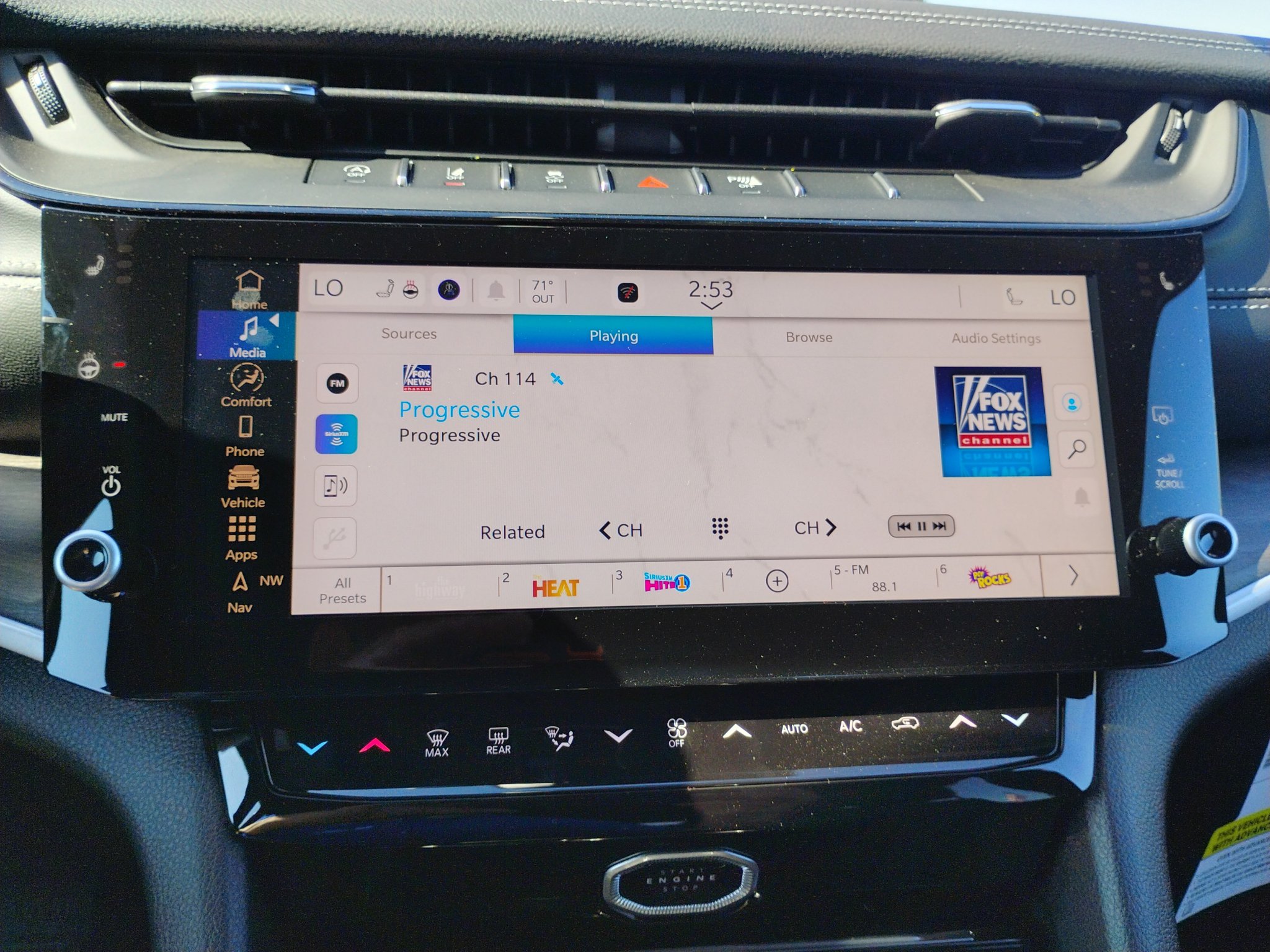 New 2027 Jeep Grand Cherokee Altitude AWD/4WD image 25