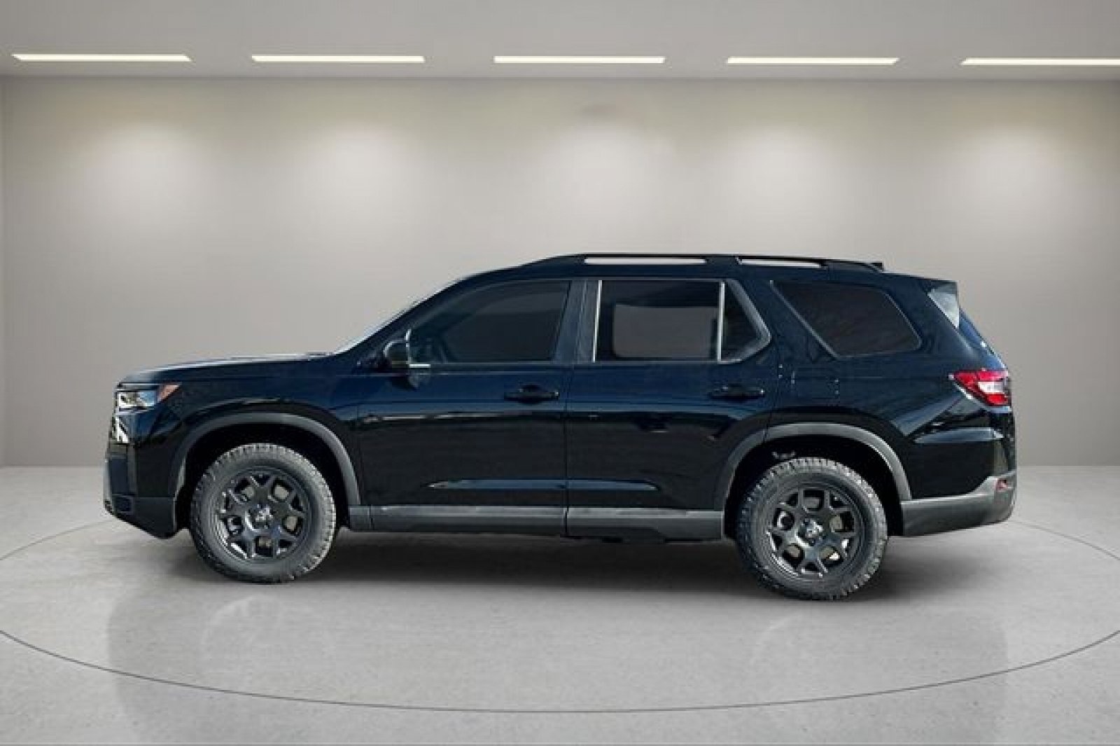 New 2026 Honda Pilot TrailSport image 6