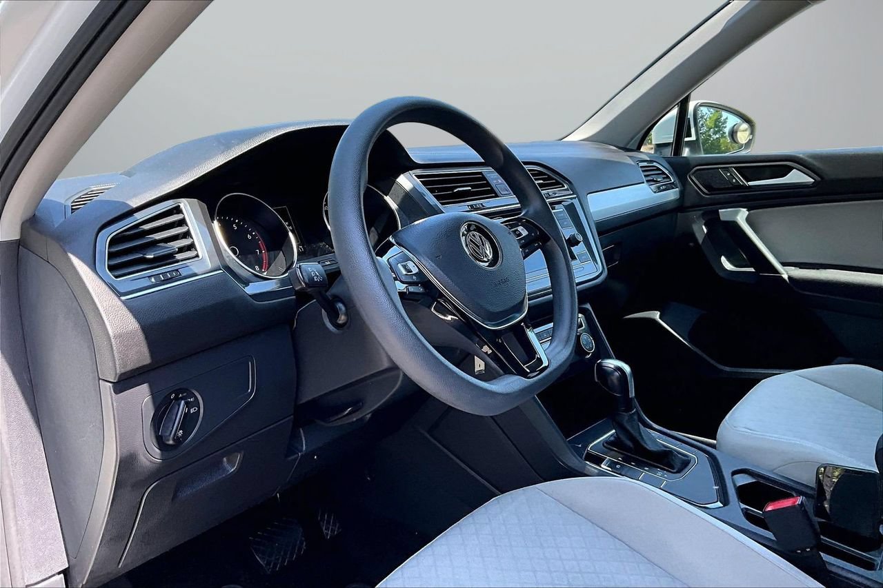 Used 2020 Volkswagen Tiguan S FWD image 18
