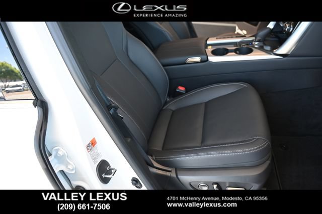 New 2026 Lexus LX 700h F Sport w/ Accessory Package (Z1) AWD/4WD image 17