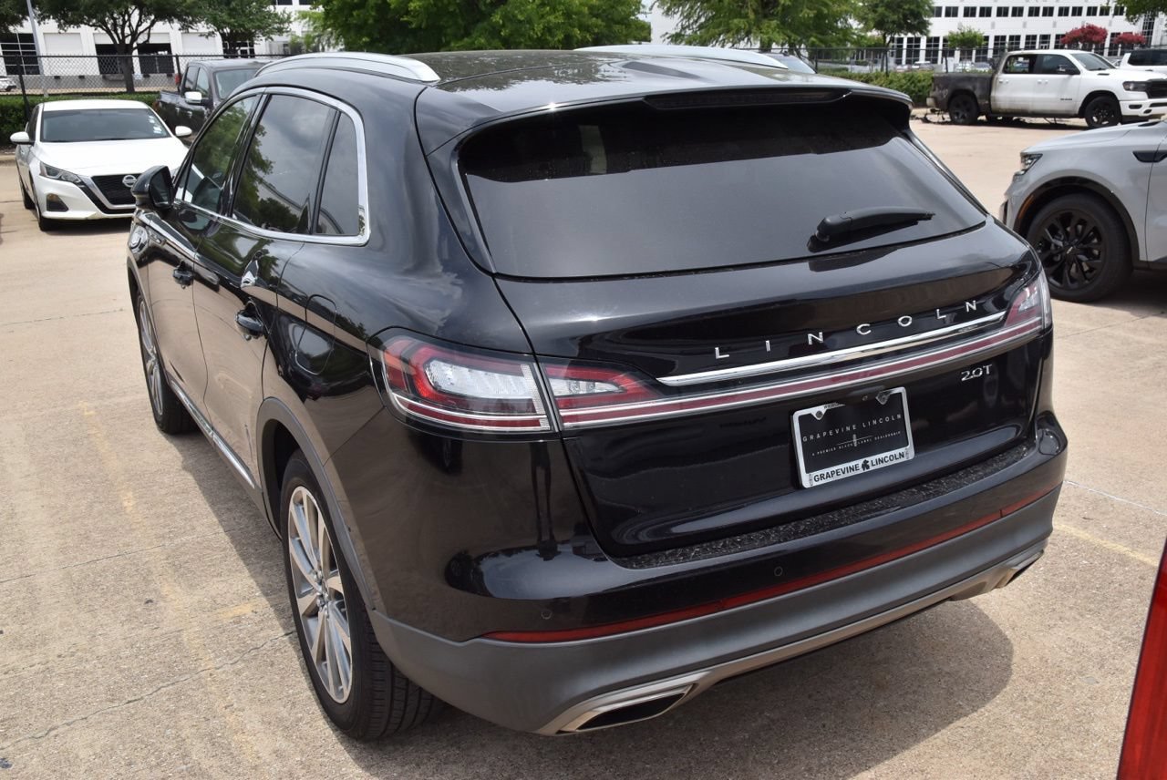 Used 2019 Lincoln Nautilus Select FWD image 8