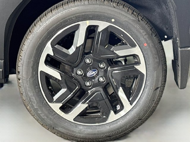 New 2026 Subaru Forester Premium AWD/4WD image 31