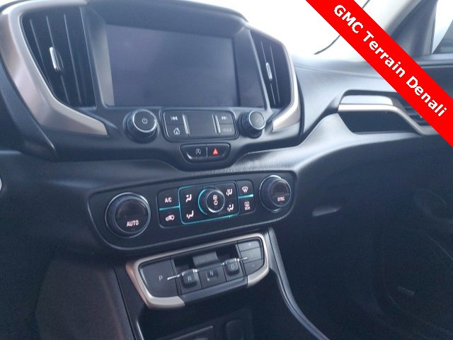 Used 2022 GMC Terrain Denali image 8