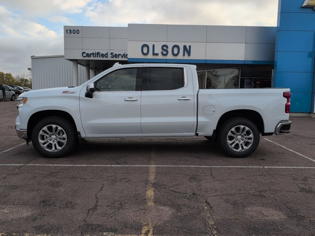 New 2026 Chevrolet Silverado 1500 LTZ w/ LTZ Premium Package image 3