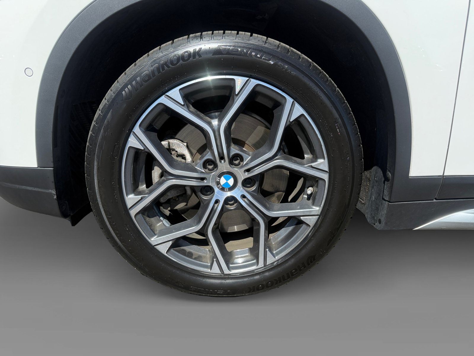 Used 2020 BMW X1 sDrive28i FWD image 9