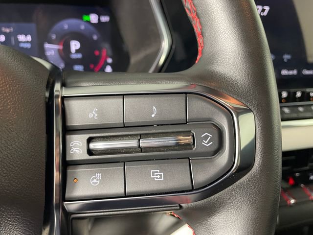 Certified 2023 GMC Canyon AT4X image 10