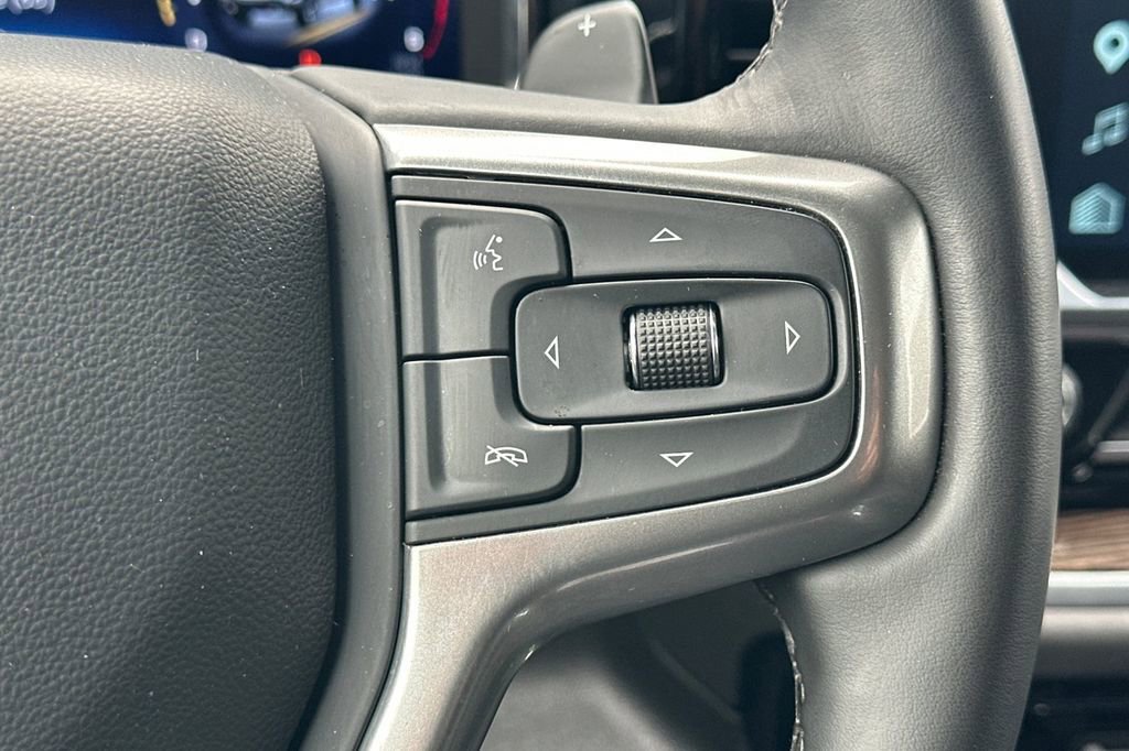 Used 2025 Chevrolet Silverado 1500 LT Trail Boss w/ LPO, Dark Essentials Package image 26