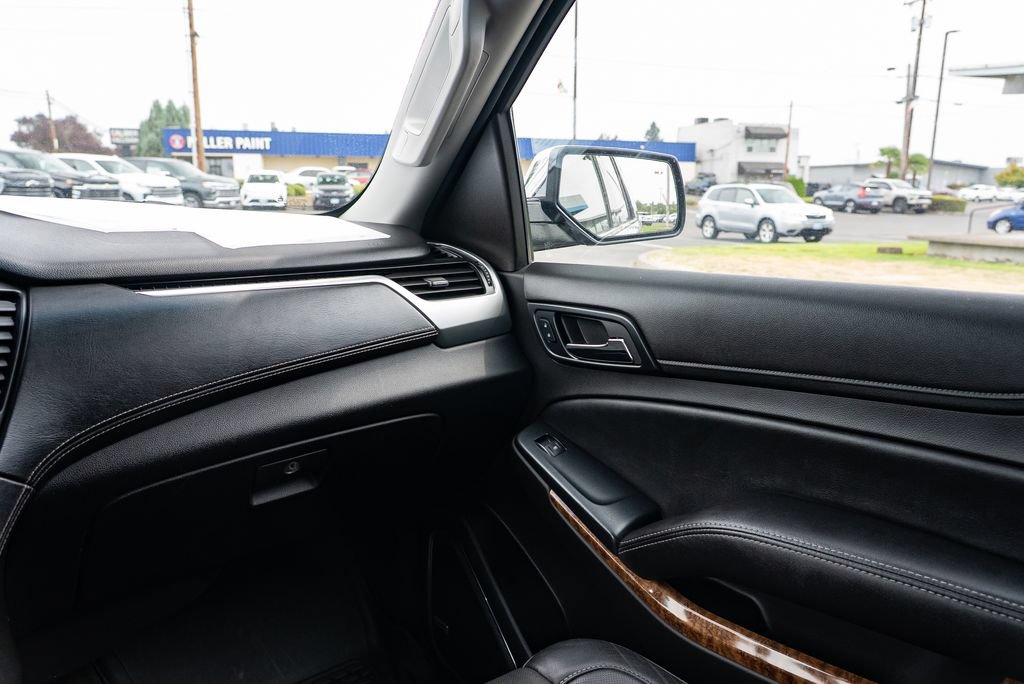 Used 2015 Chevrolet Tahoe LTZ AWD/4WD image 11