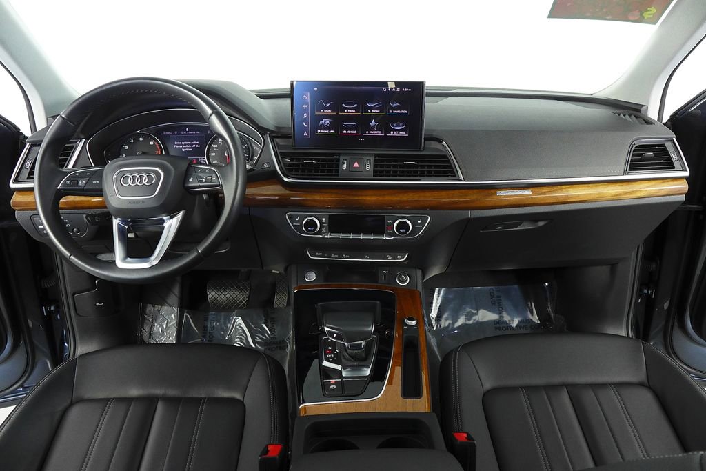 Used 2023 Audi Q5 2.0T Premium w/ Convenience Package AWD/4WD image 25