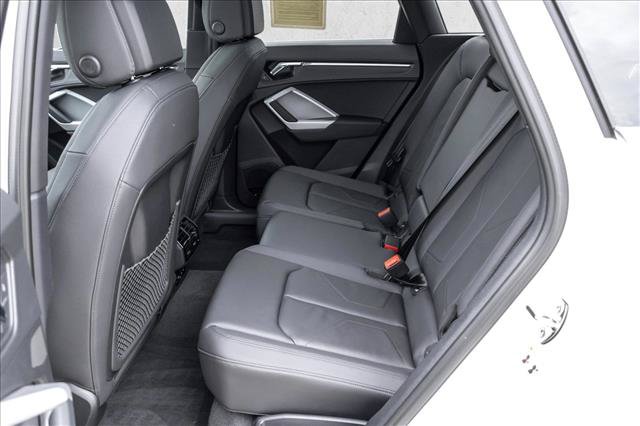 Used 2022 Audi Q3 2.0T Premium Plus w/ Premium Plus Package AWD/4WD image 22