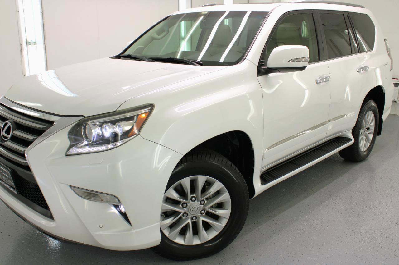 Used 2014 Lexus GX 460 w/ Premium Package AWD/4WD image 13