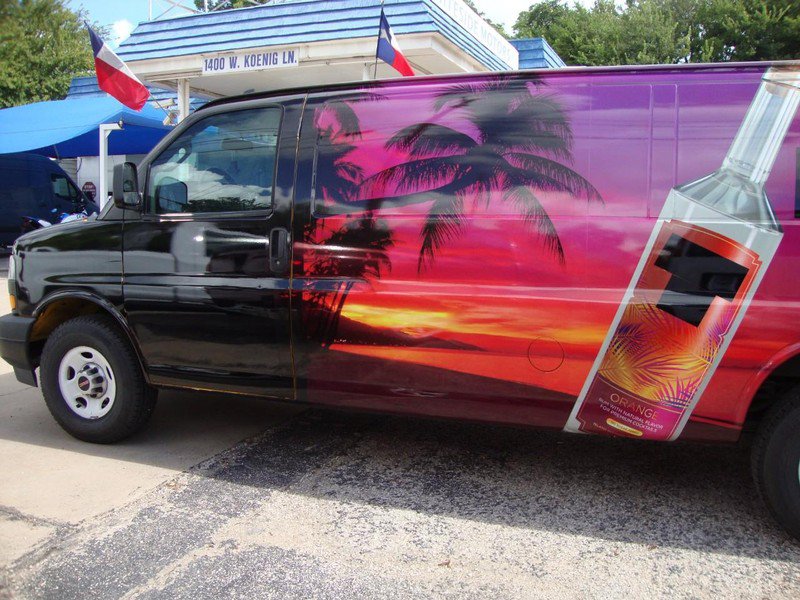 Used 2018 GMC Savana 2500 Extended w/ Driver Convenience Package RWD image 6