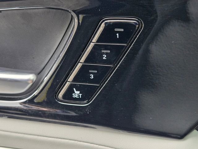 Certified 2025 Acura MDX w/ Technology Package image 30