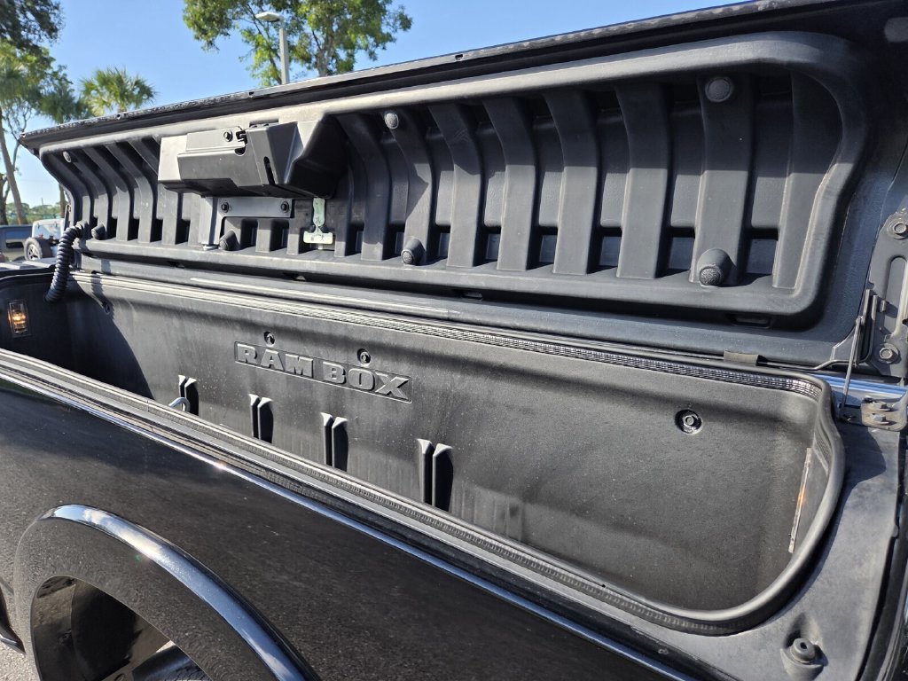 Used 2024 RAM 2500 Limited AWD/4WD image 31