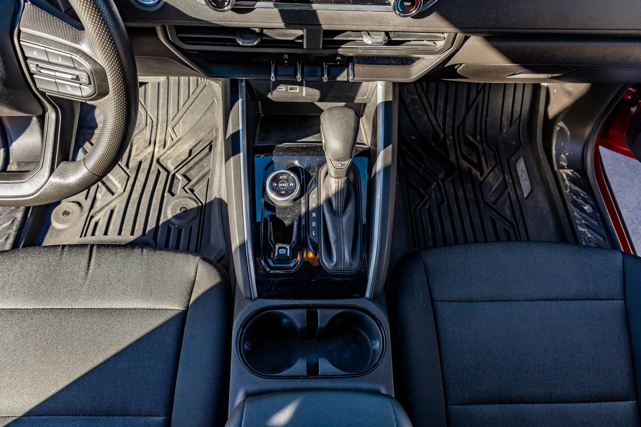 Used 2023 Chevrolet Colorado Trail Boss w/ Technology Package AWD/4WD image 25