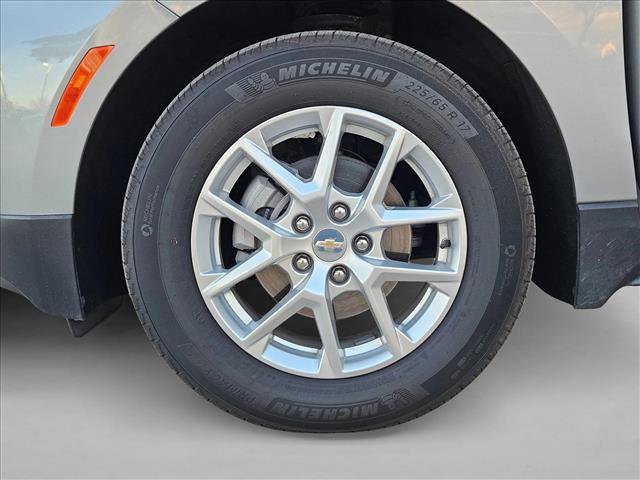 Used 2024 Chevrolet Equinox LT image 22