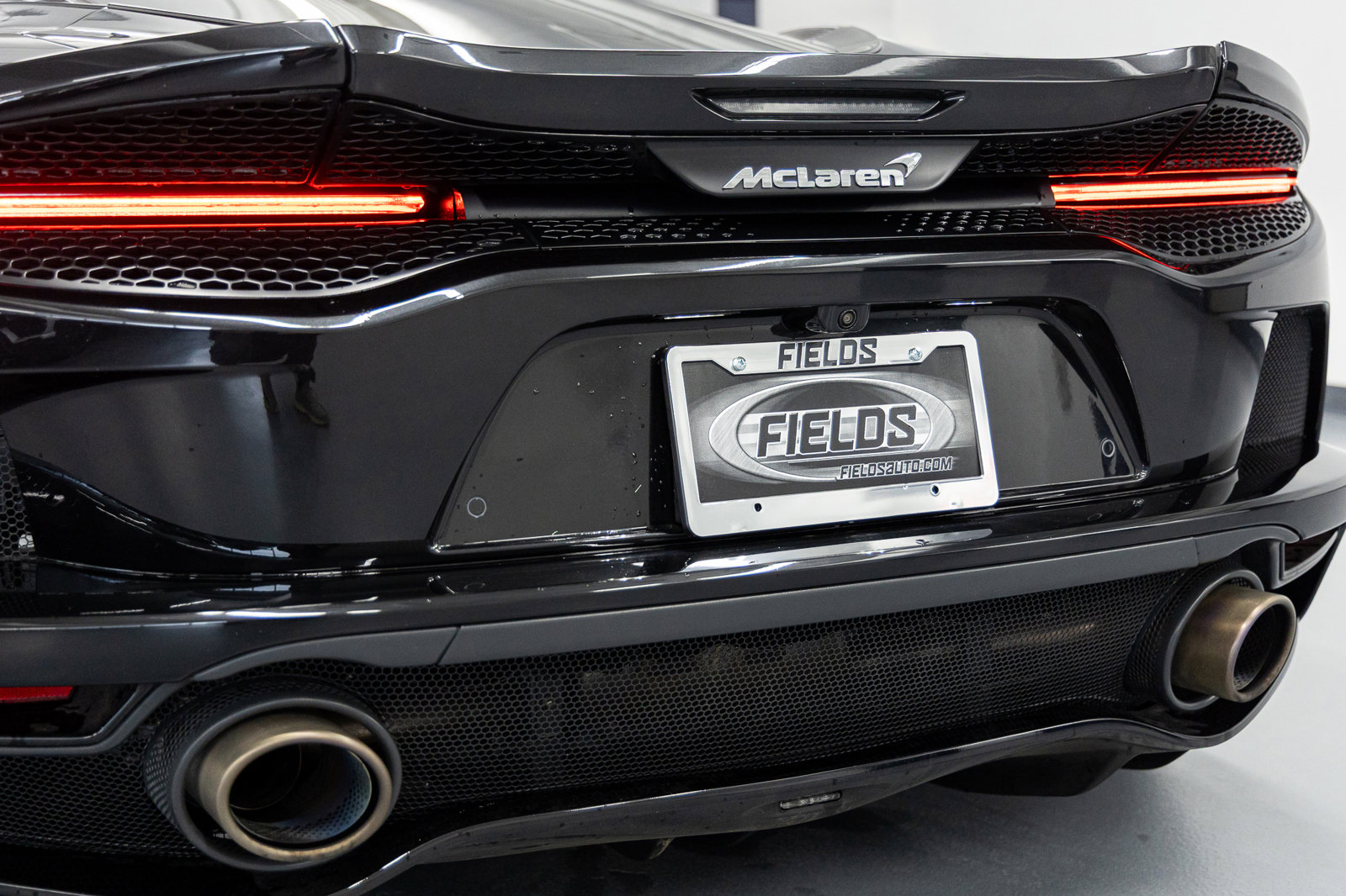 Used 2020 McLaren GT image 17