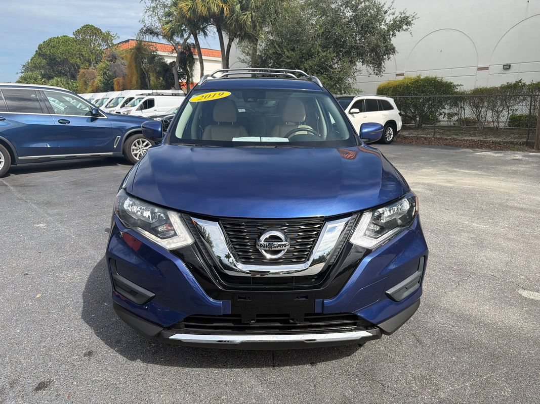 Used 2019 Nissan Rogue SV FWD image 8