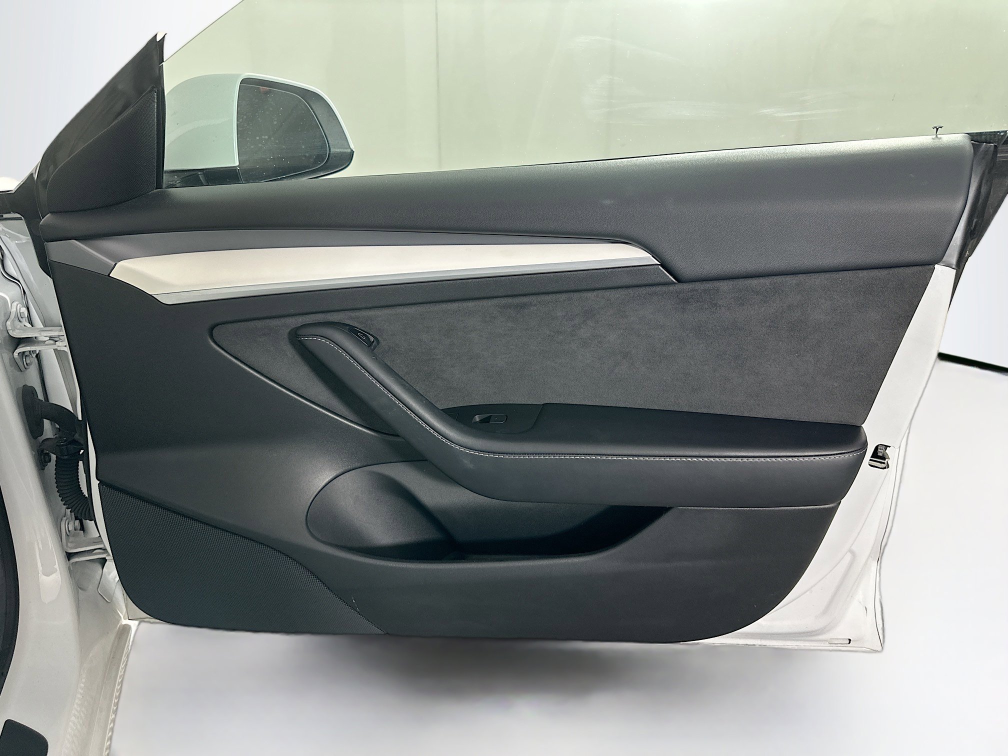 Used 2021 Tesla Model 3 Performance image 31