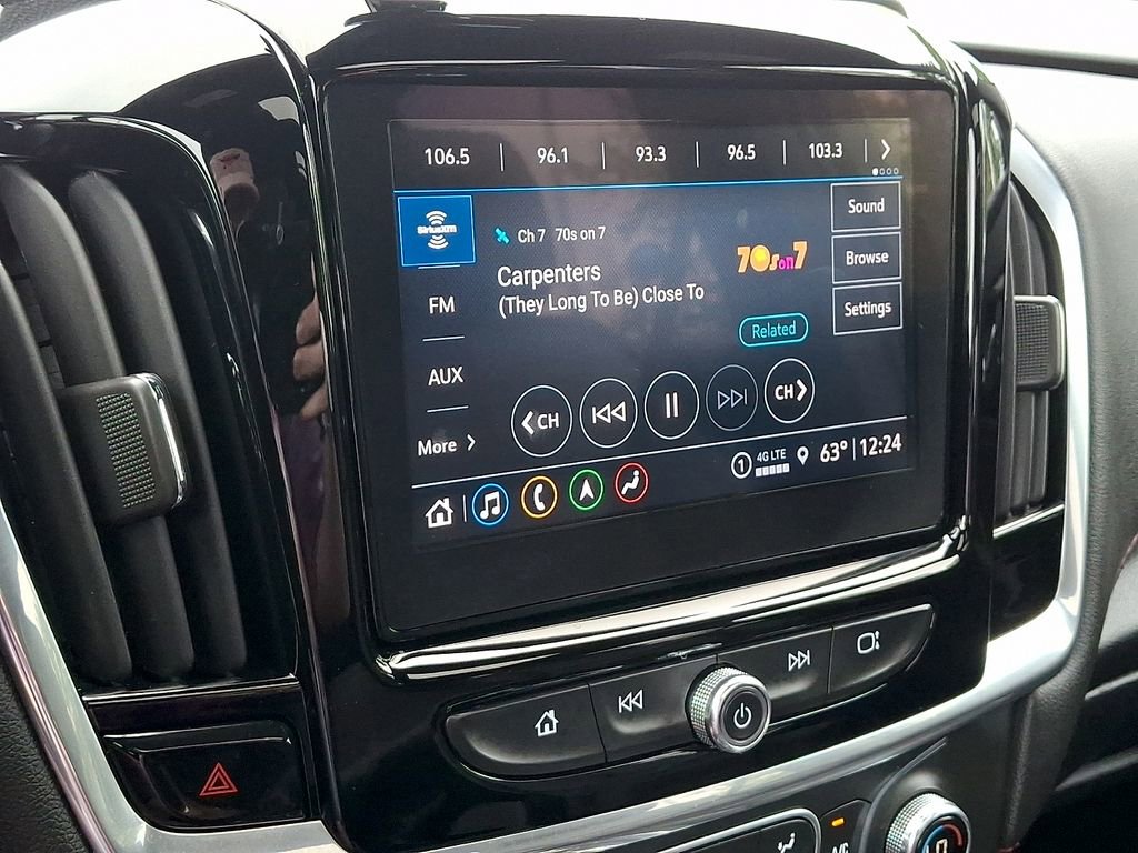 Used 2023 Chevrolet Traverse RS w/ LPO, Floor Liner Package AWD/4WD image 19