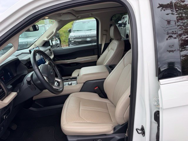 Certified 2024 Ford Expedition Limited AWD/4WD image 11