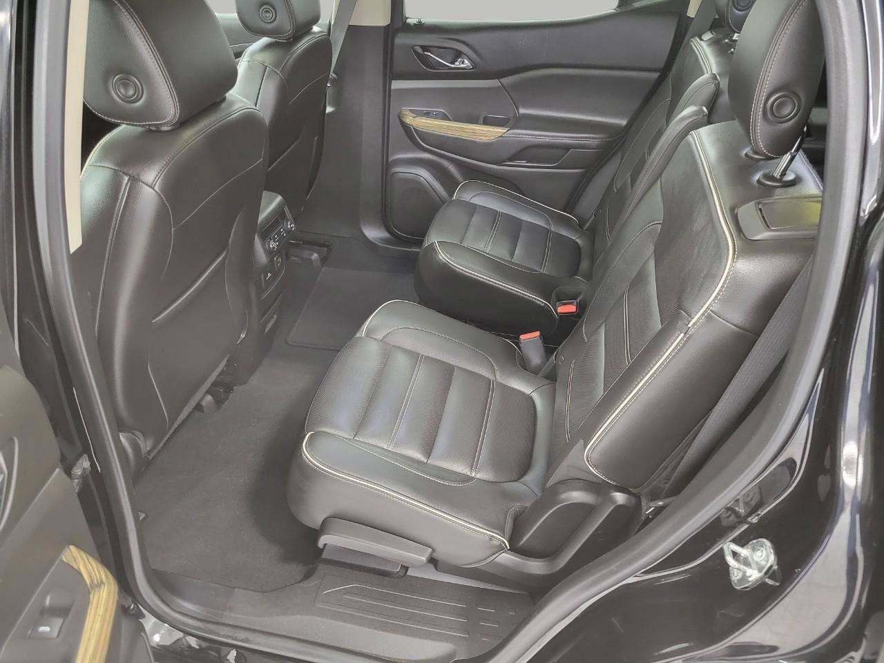 Certified 2019 GMC Acadia Denali w/ Technology Package AWD/4WD image 22
