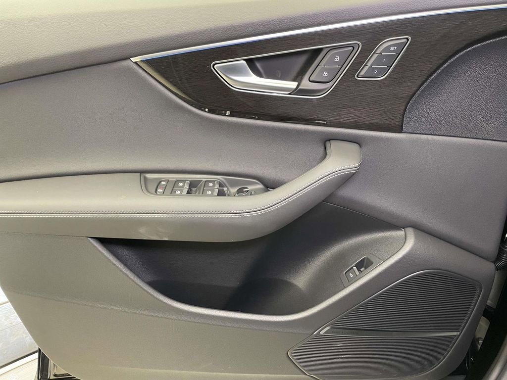 New 2026 Audi Q8 Premium Plus image 35