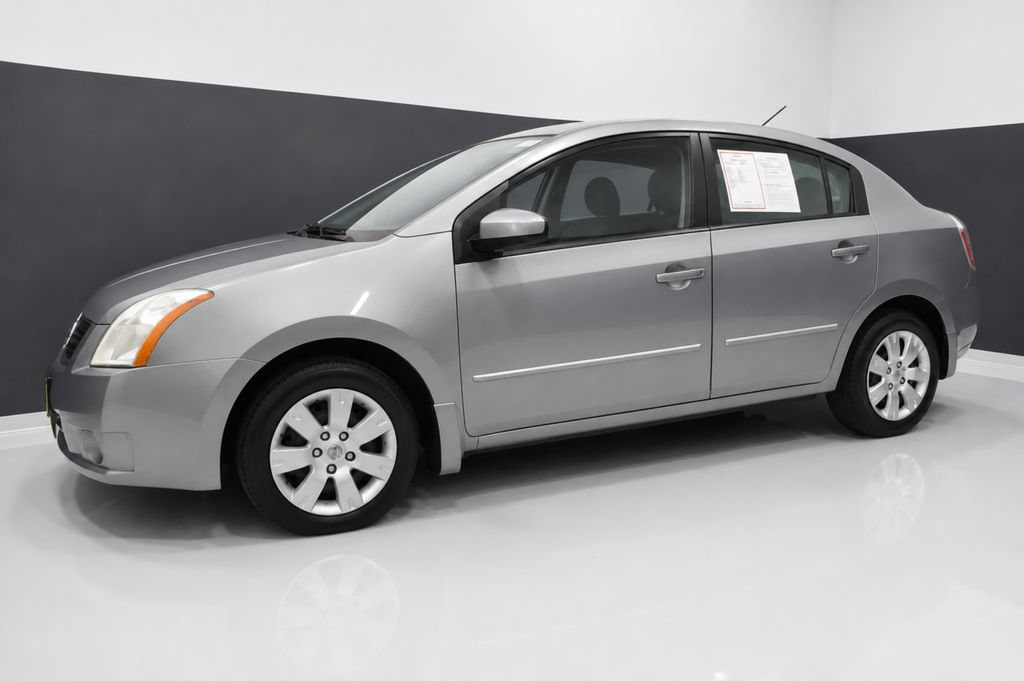 Used 2008 Nissan Sentra 2.0 FWD image 2