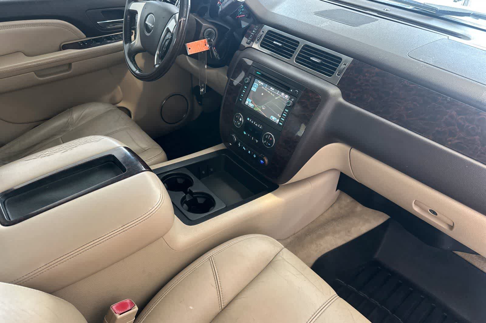 Used 2007 GMC Yukon Denali AWD/4WD image 17