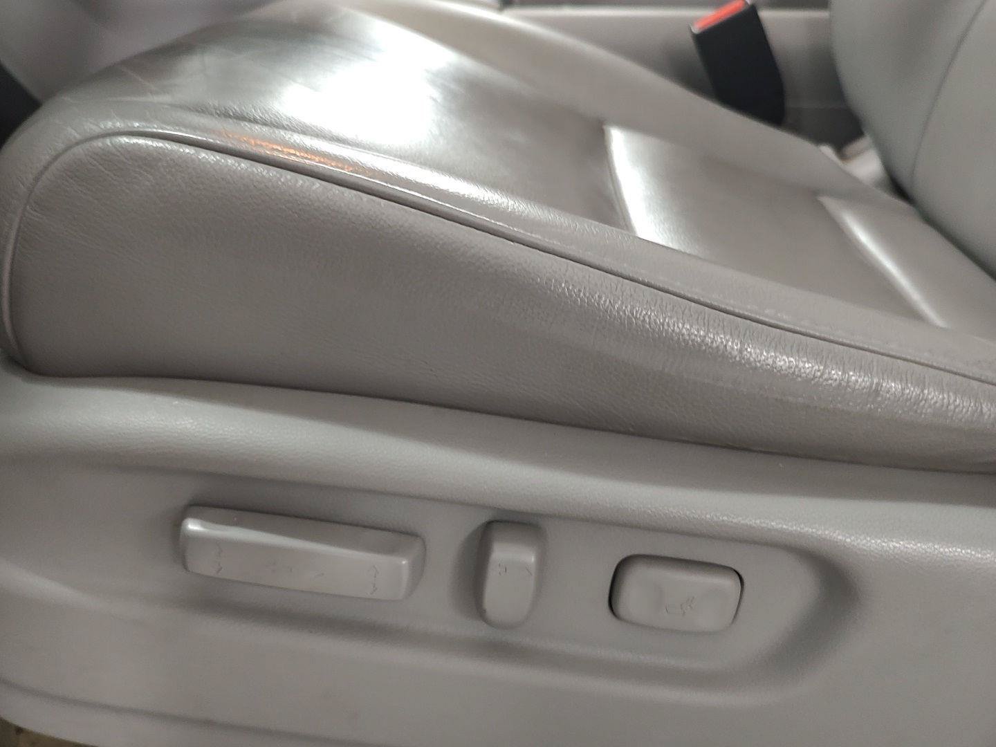 Used 2016 Honda Pilot EX-L image 2