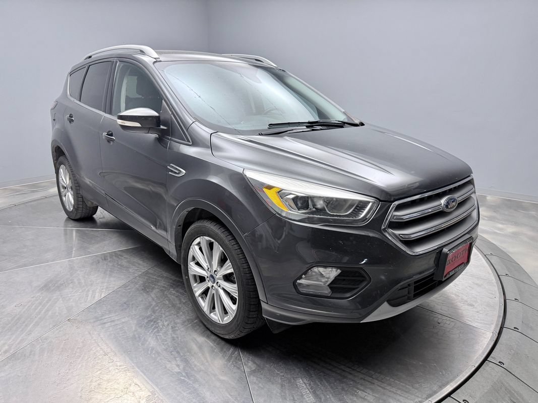 Used 2017 Ford Escape Titanium AWD/4WD image 3