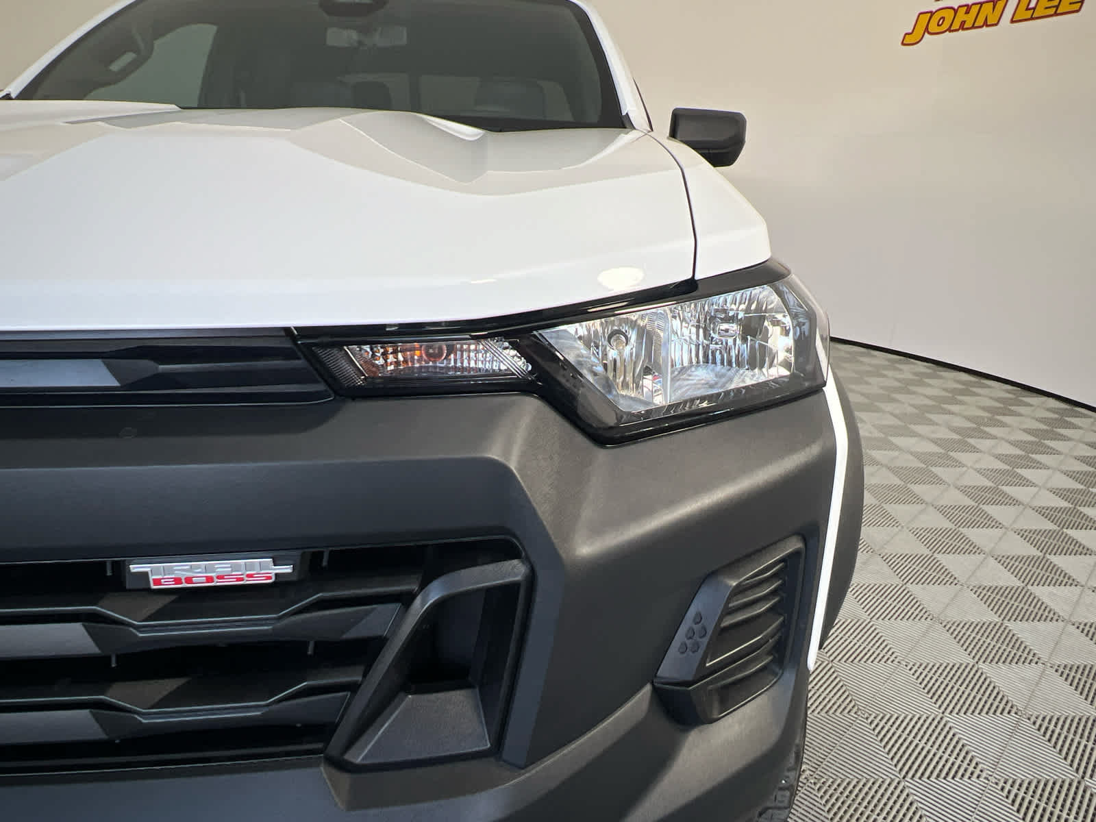 Used 2024 Chevrolet Colorado Trail Boss w/ Advanced Trailering Package AWD/4WD image 10