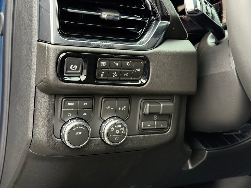 New 2026 GMC Yukon Elevation w/ Elevation Premium Package image 13